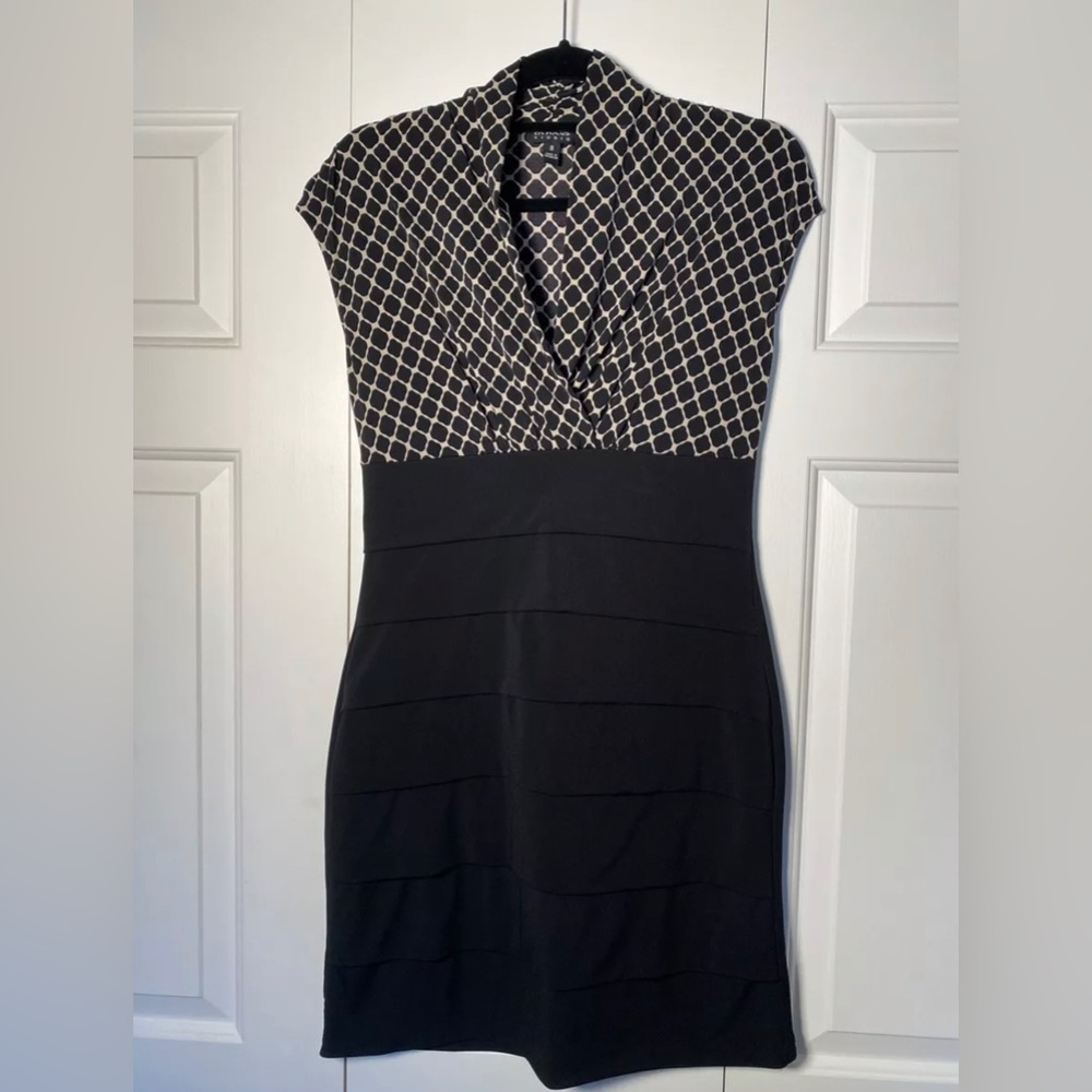 En Focus Studio Stretch Knit Geo Print Sleeveless Dress size 8 Womens